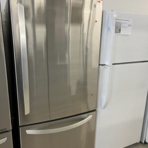 LG 30" Refrigerator (#11011)