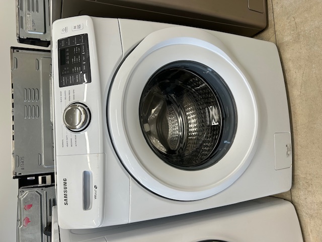 Samsung Front Load Washer (#13303)