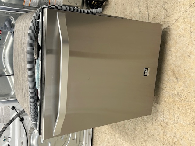 LG Dishwasher (#13414)