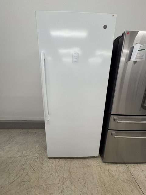 33″ GE Upright Freezer (#13951)